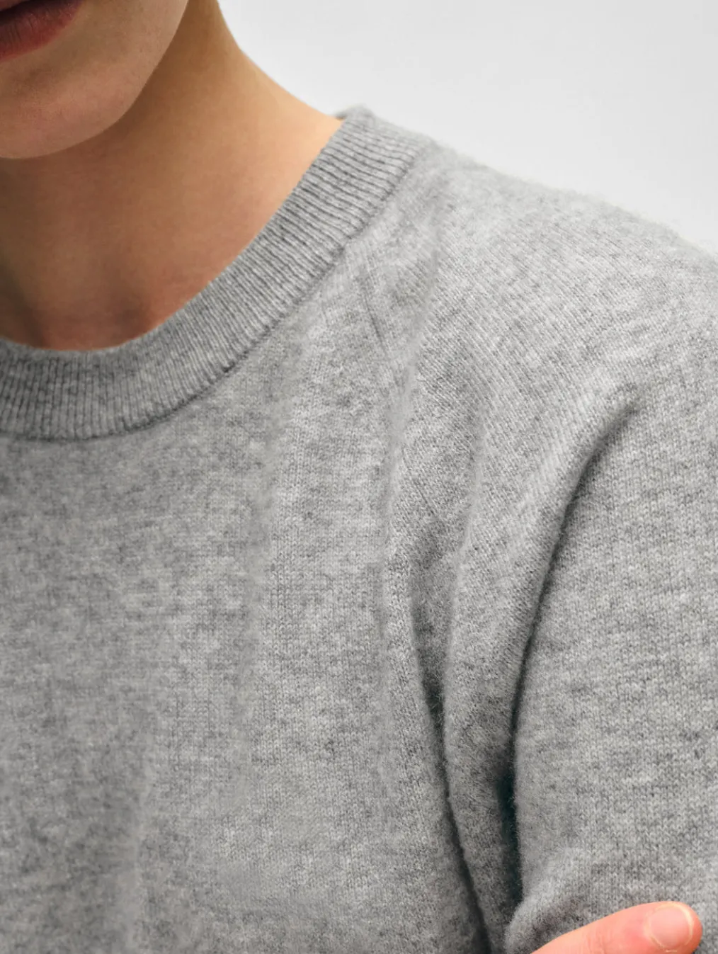 cashmere easy sweatshirt