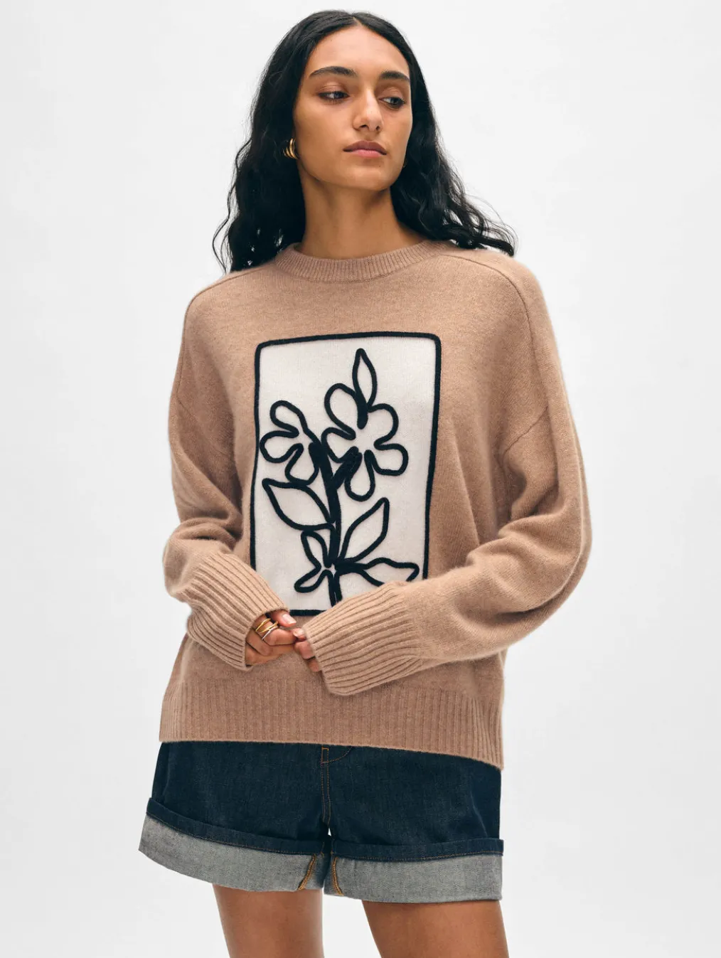 cashmere floral appliqué crewneck