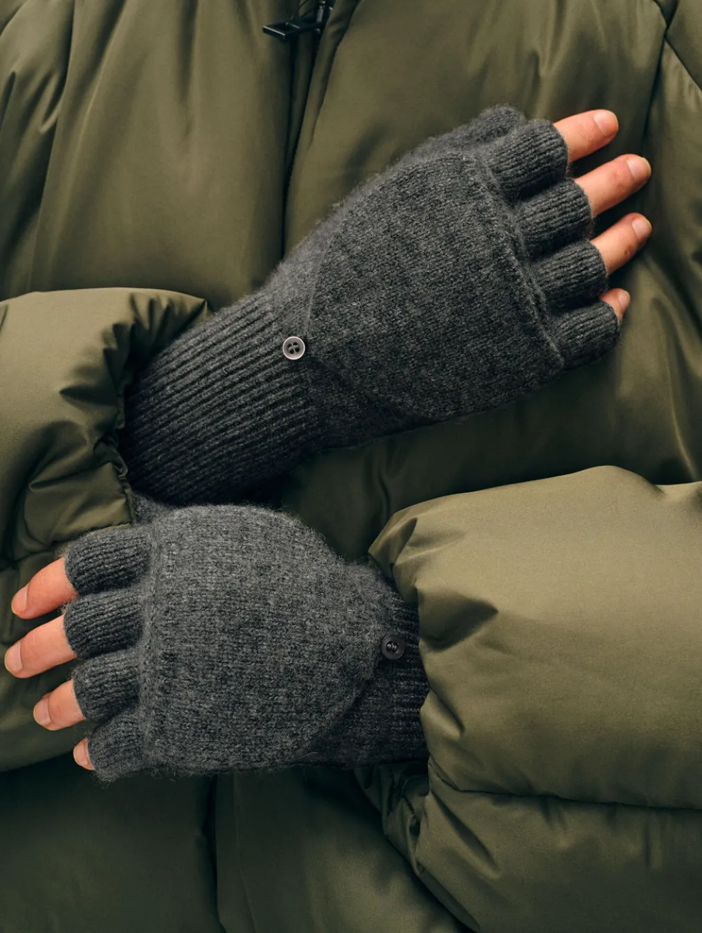 cashmere pop top glove