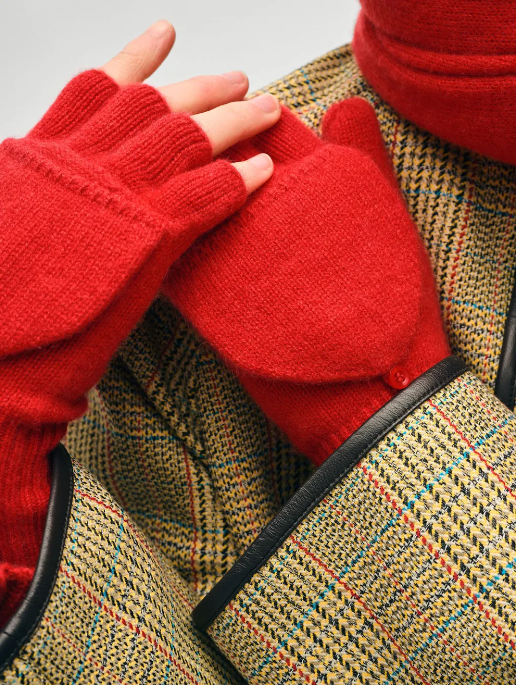 cashmere pop top glove