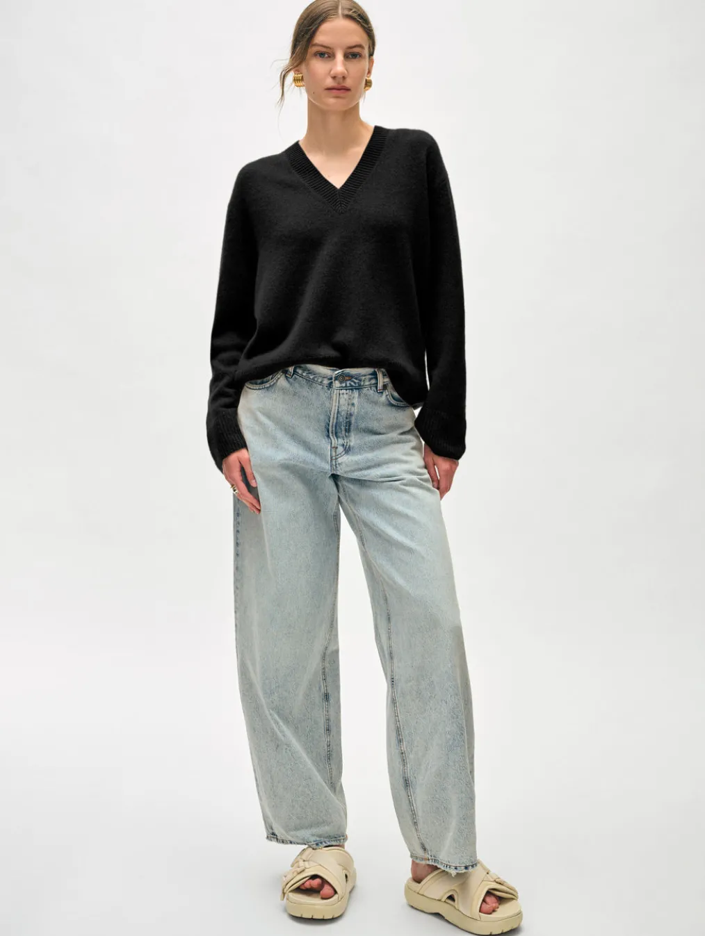 cashmere relaxed v neck