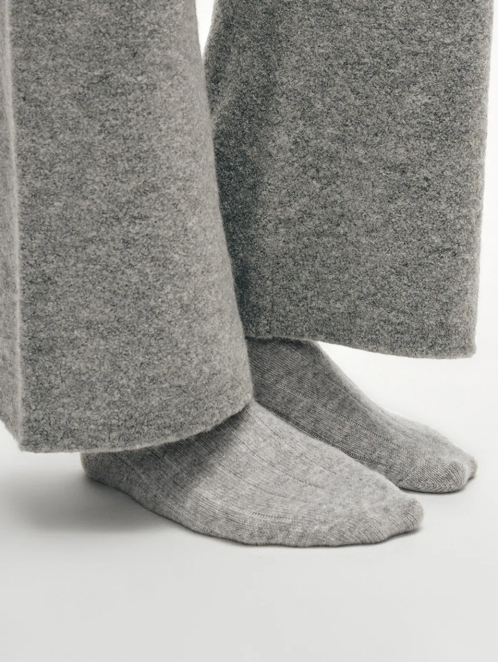 cashmere ribbed socks