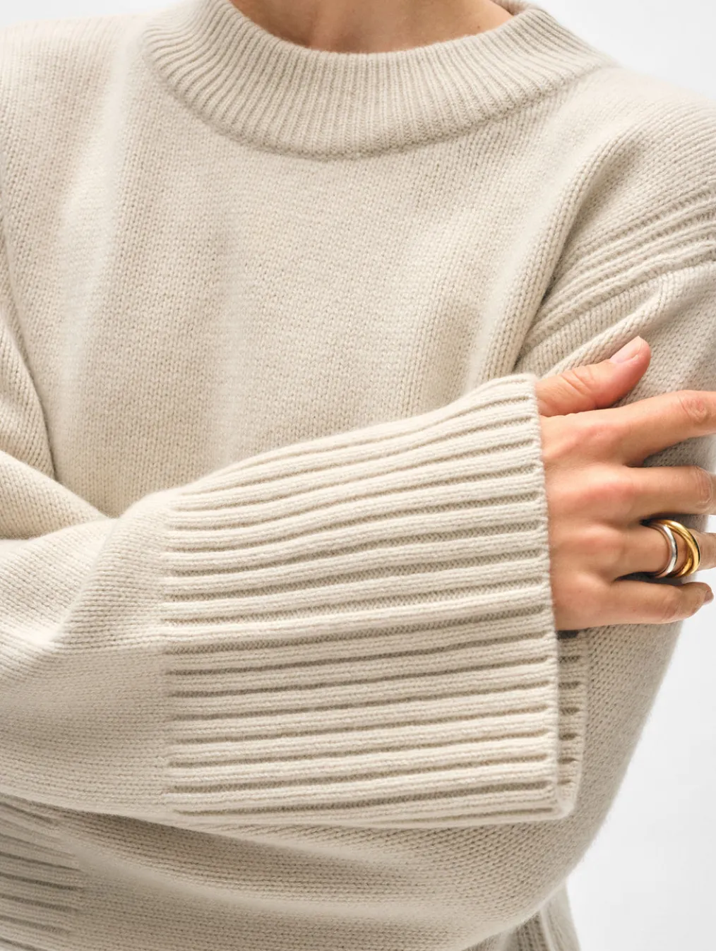 merino cashmere waisted crewneck